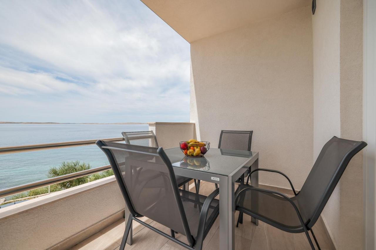 Beachfront Apartments Tic With Seaview Miletici Exterior photo