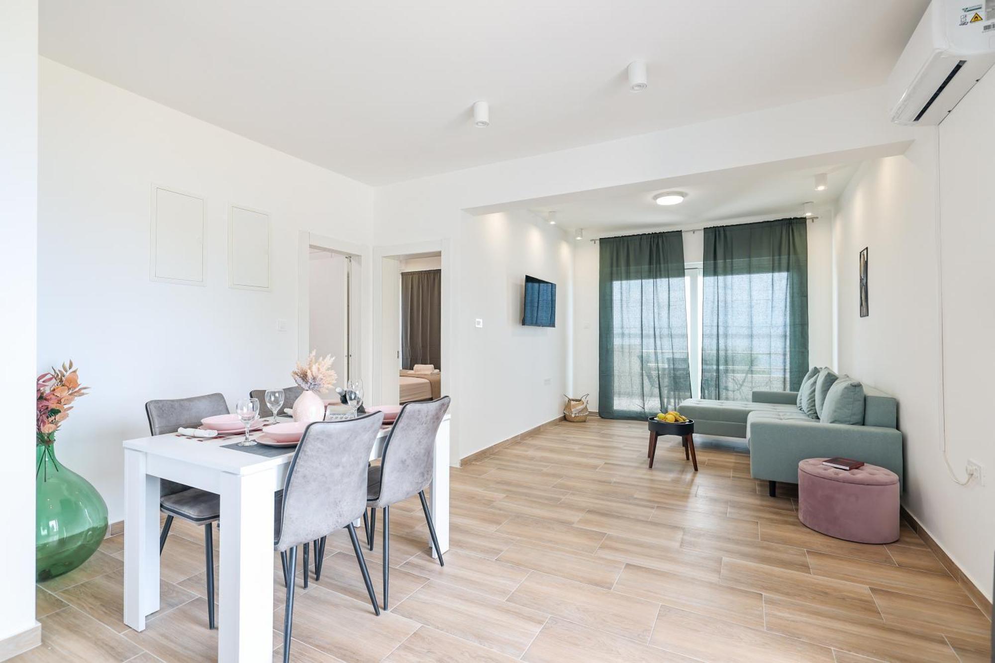 Beachfront Apartments Tic With Seaview Miletici Exterior photo